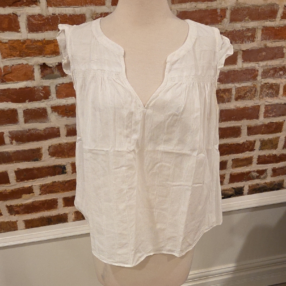 Banana Republic Cream Cap Sleeve Blouse